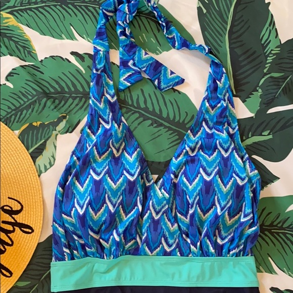 KEEPRONE Women One Piece Swimsuits - Picture 6 of 16